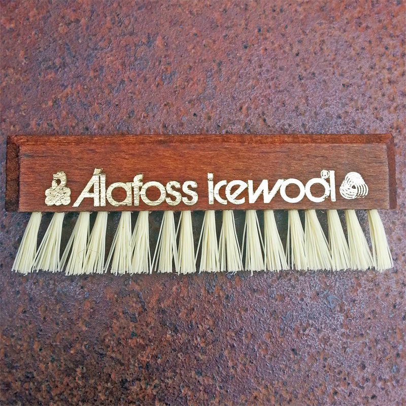 Alafoss Brush - Álafoss - Since 1896